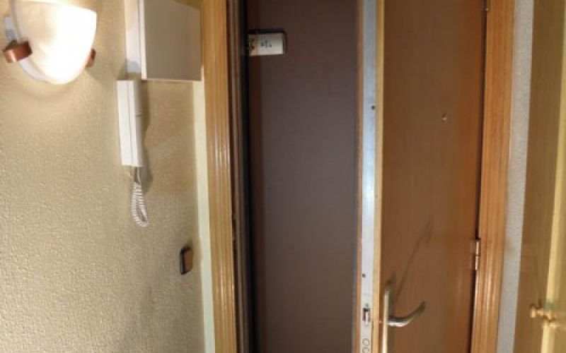 Puerta Doorclosed Vista Exterior Abierta Puerta Doorclosed Vista Exterior Abierta